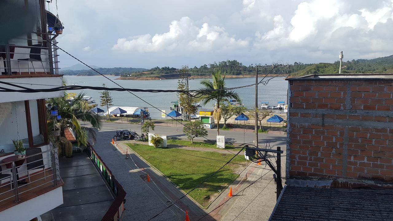 3 Esquinas Apartment Guatape